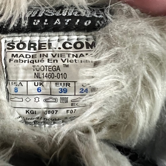 Sorel Tootega Black Suede Fur Lined Winter Ankle Boots Size 8 - Picture 2 of 8